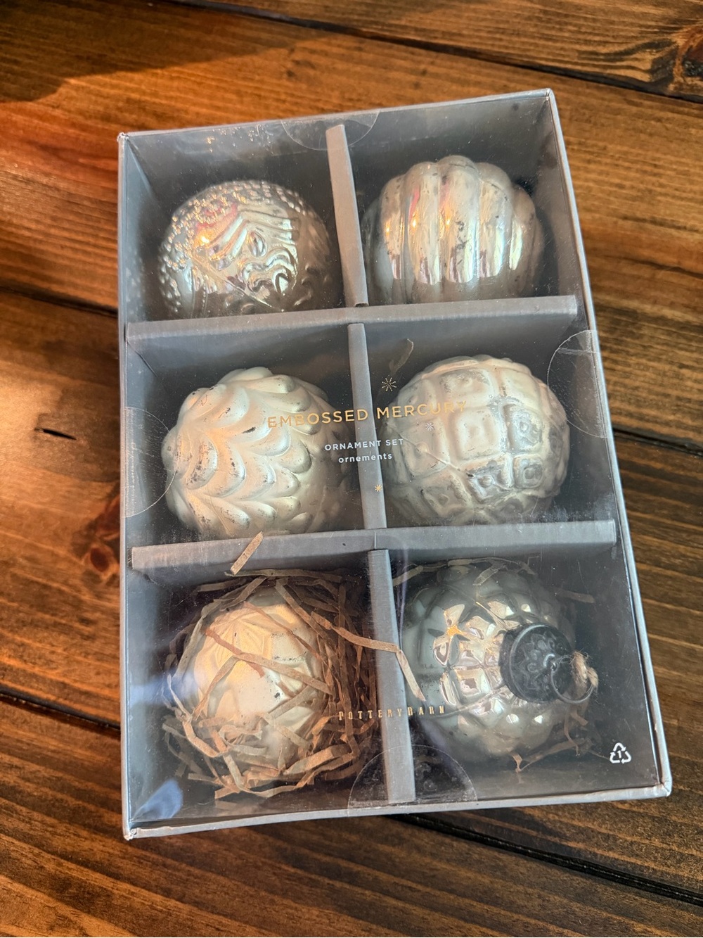 Pottery Barn Embossed Mercury Ornament Set - Silver, New in box, discontinued - Picture 1 of 3